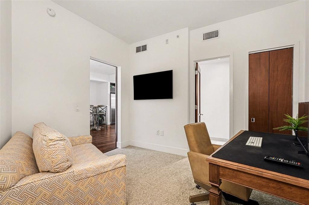 В аренду: $3,250 (2 спален, 2 ванн, 1083 Квадратных фут)