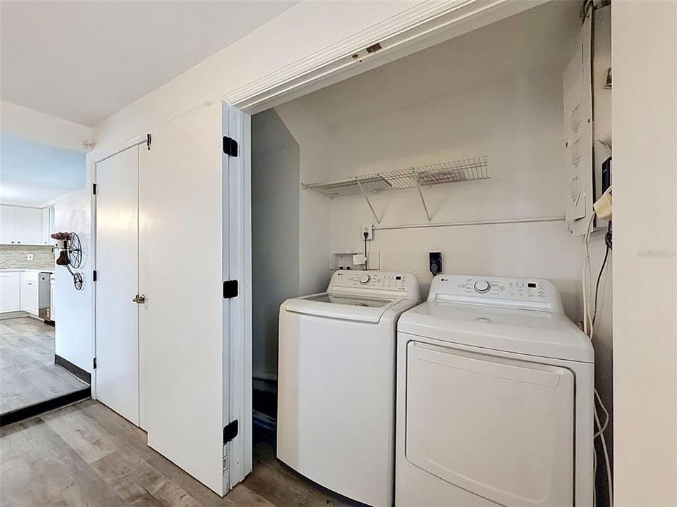На продажу: $399,000 (2 спален, 2 ванн, 1657 Квадратных фут)