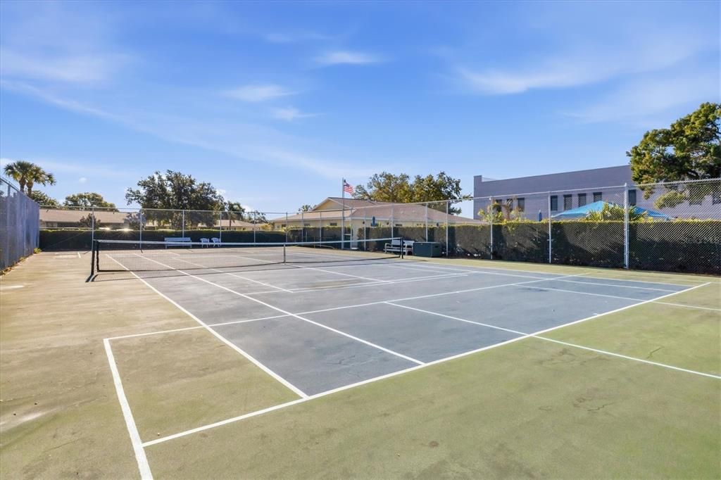 For Sale: $125,000 (2 beds, 2 baths, 1125 Square Feet)