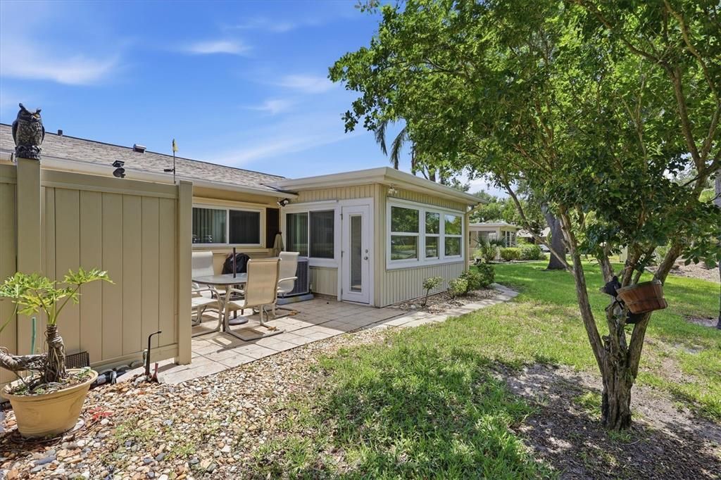 For Sale: $125,000 (2 beds, 2 baths, 1125 Square Feet)