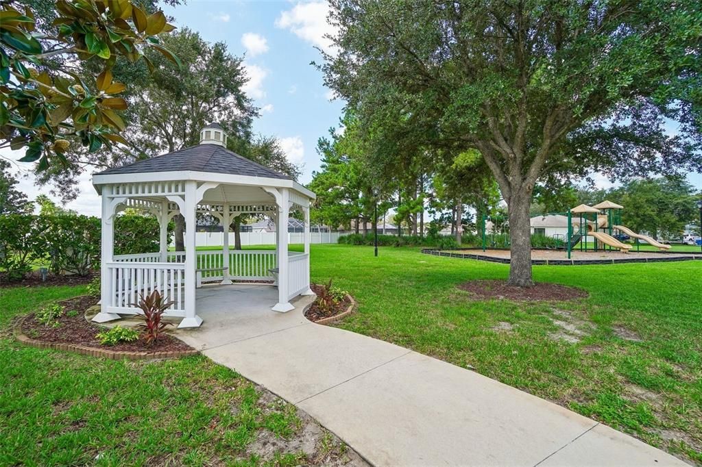 Active With Contract: $399,000 (4 beds, 3 baths, 2003 Square Feet)