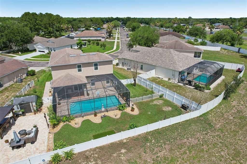 Active With Contract: $399,000 (4 beds, 3 baths, 2003 Square Feet)