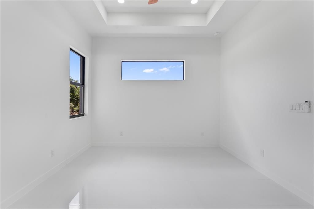 En Renta: $2,400 (4 camas, 3 baños, 1904 Pies cuadrados)