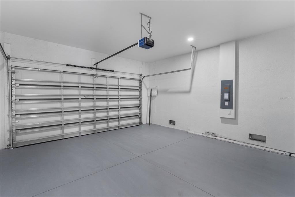 En Renta: $2,400 (4 camas, 3 baños, 1904 Pies cuadrados)