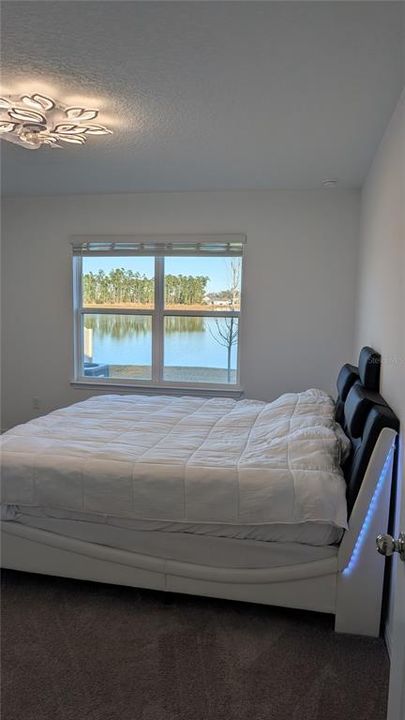 En Venta: $380,000 (4 camas, 2 baños, 1844 Pies cuadrados)