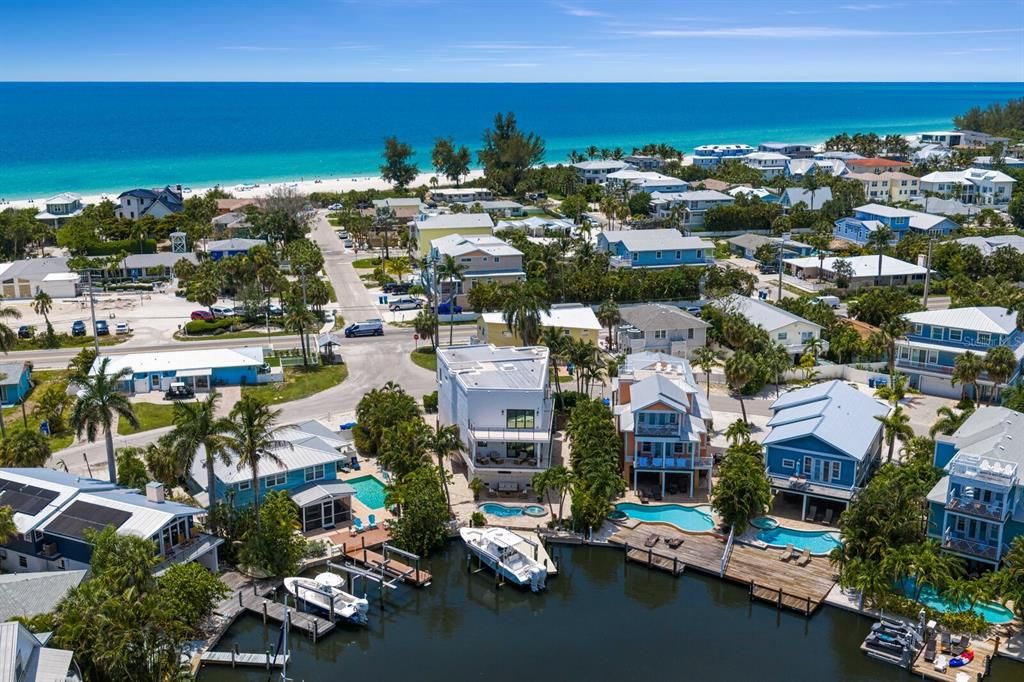 For Sale: $4,500,000 (5 beds, 4 baths, 3928 Square Feet)