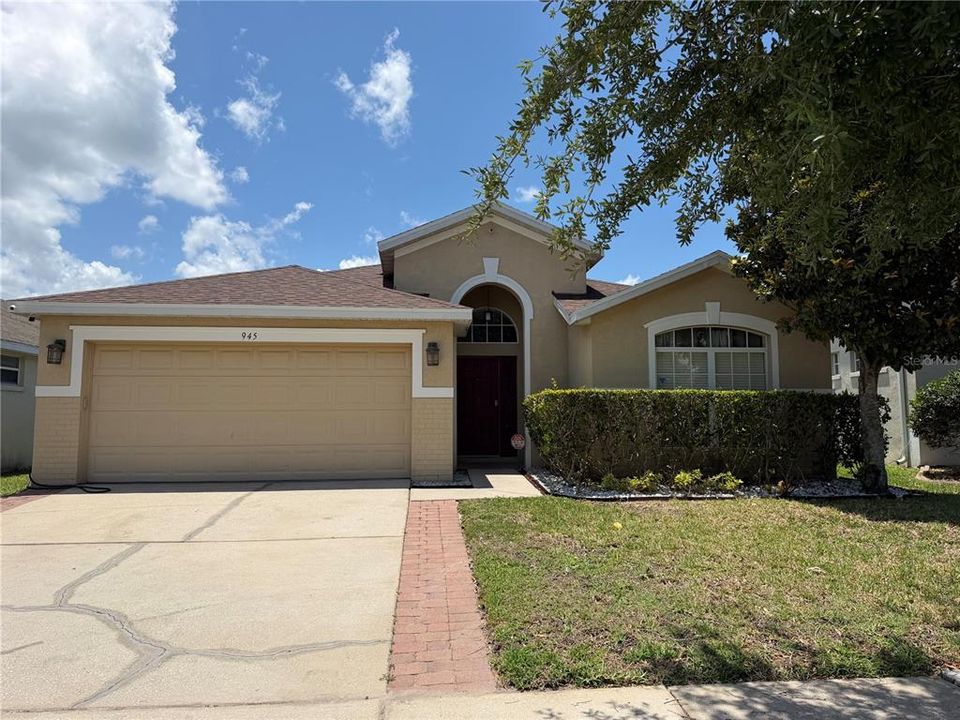 En Venta: $399,900 (4 camas, 2 baños, 2014 Pies cuadrados)