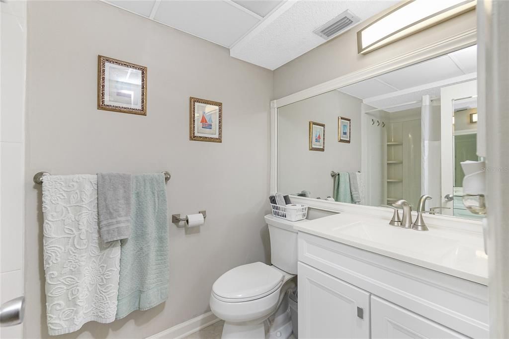 For Rent: $1,650 (2 beds, 2 baths, 1012 Square Feet)