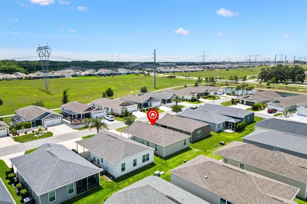 For Sale: $260,000 (2 beds, 2 baths, 1051 Square Feet)