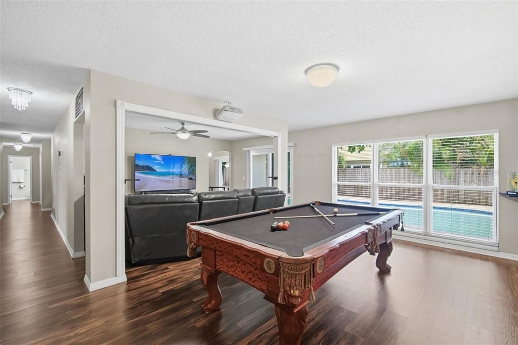 For Sale: $540,000 (4 beds, 2 baths, 2589 Square Feet)