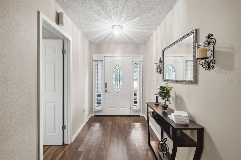 For Sale: $540,000 (4 beds, 2 baths, 2589 Square Feet)