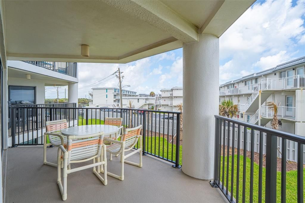 En Venta: $775,000 (2 camas, 2 baños, 1200 Pies cuadrados)