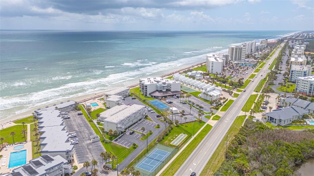 En Venta: $775,000 (2 camas, 2 baños, 1200 Pies cuadrados)