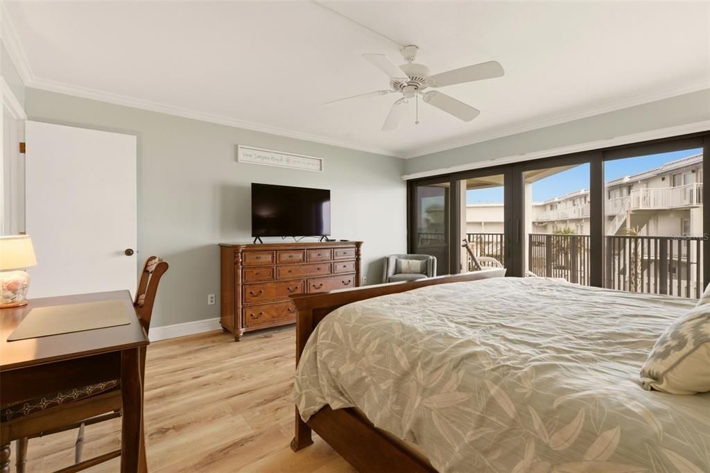 En Venta: $775,000 (2 camas, 2 baños, 1200 Pies cuadrados)