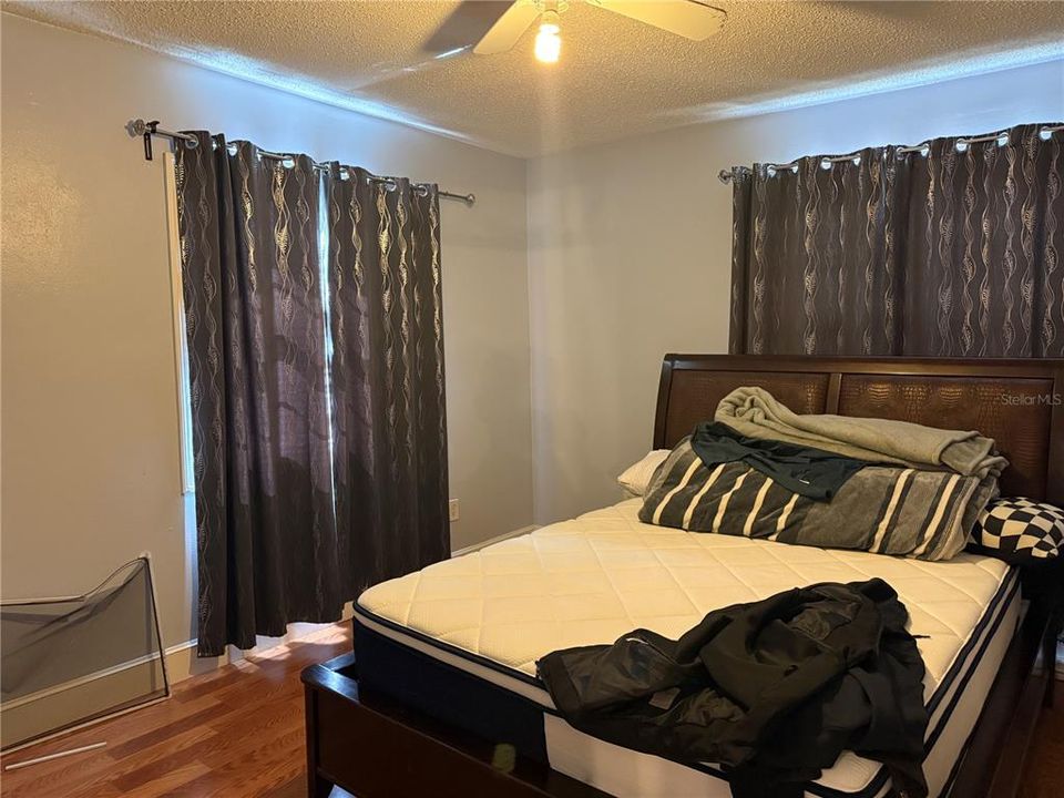 En Venta: $450,000 (6 camas, 4 baños, 3036 Pies cuadrados)