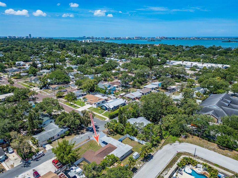 For Sale: $579,000 (4 beds, 2 baths, 1395 Square Feet)