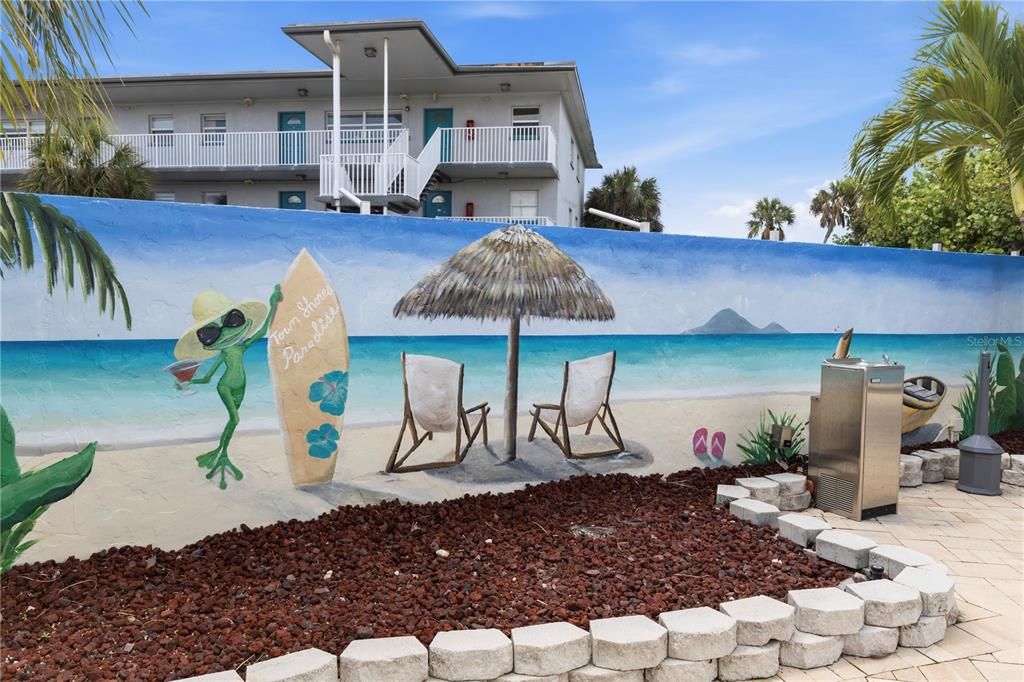 For Sale: $299,900 (2 beds, 2 baths, 1120 Square Feet)
