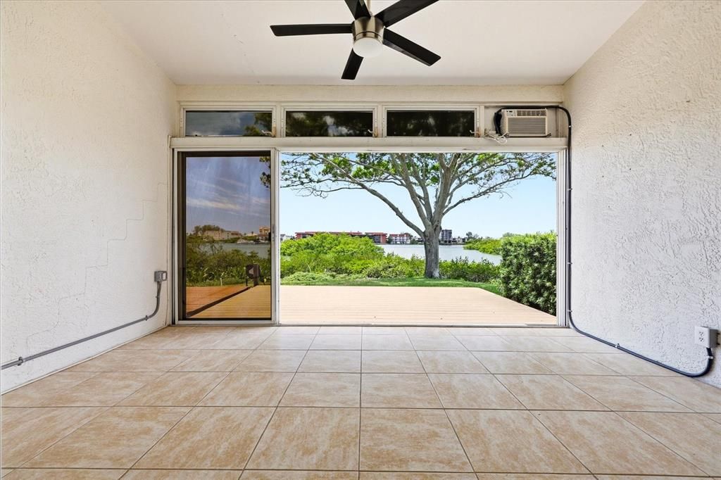 For Sale: $529,000 (2 beds, 2 baths, 1330 Square Feet)