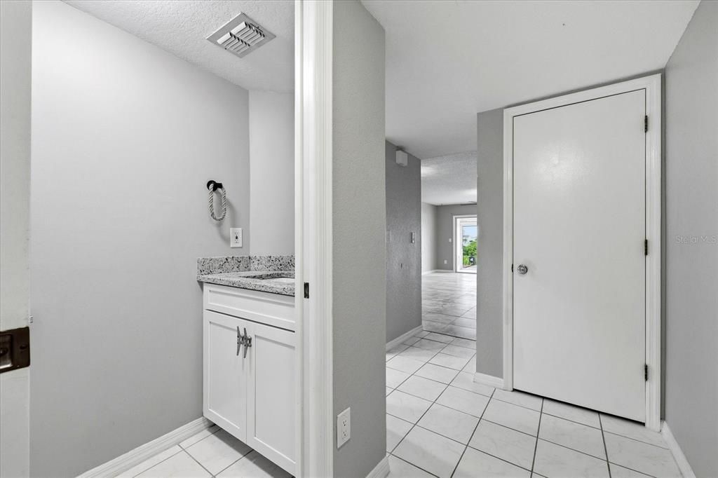 For Sale: $529,000 (2 beds, 2 baths, 1330 Square Feet)