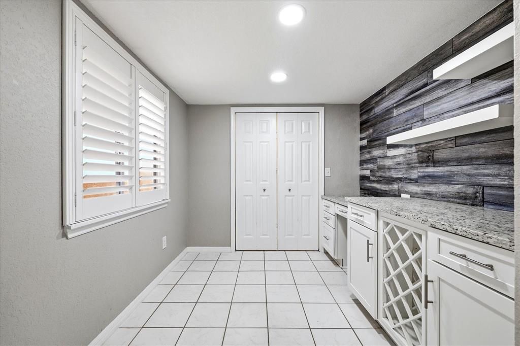 For Sale: $529,000 (2 beds, 2 baths, 1330 Square Feet)