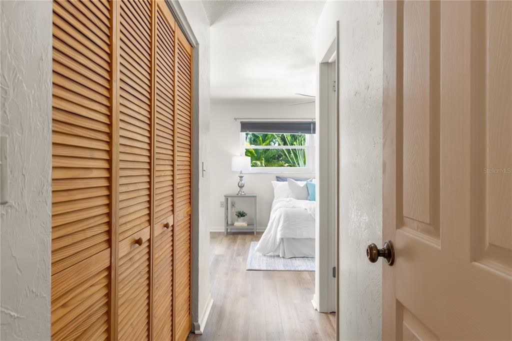 В аренду: $4,250 (3 спален, 2 ванн, 1587 Квадратных фут)