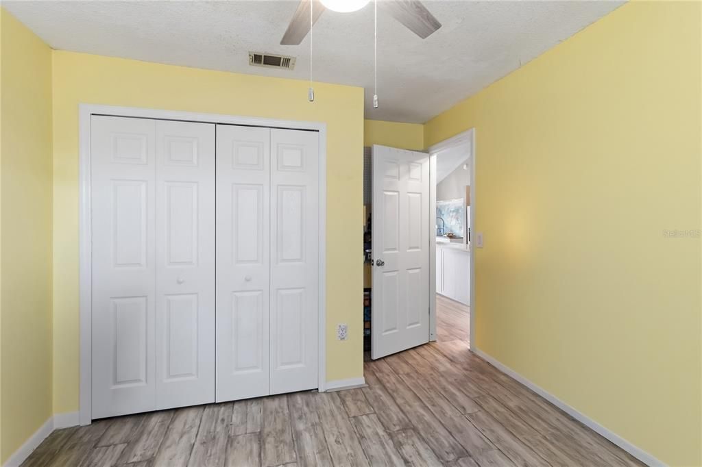 For Sale: $320,000 (2 beds, 2 baths, 1133 Square Feet)