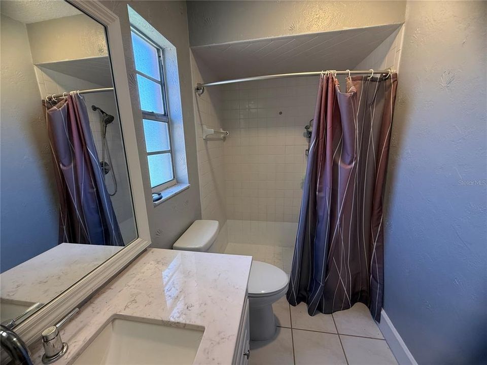 For Sale: $349,900 (3 beds, 2 baths, 1615 Square Feet)