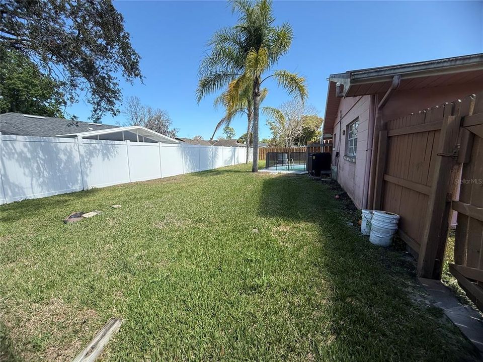For Sale: $349,900 (3 beds, 2 baths, 1615 Square Feet)