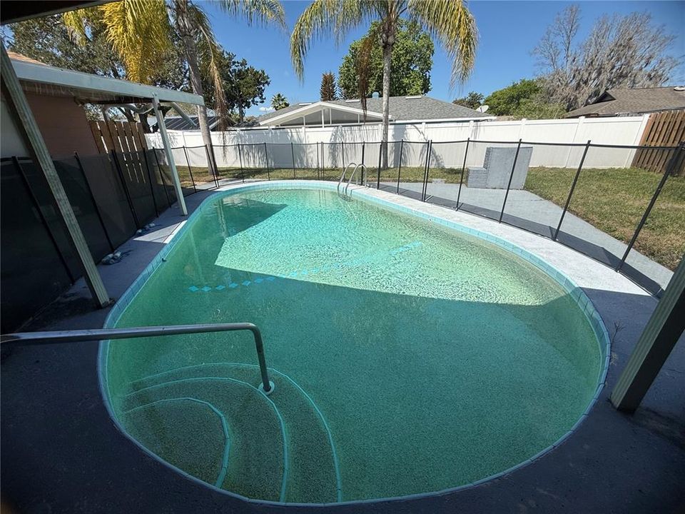 For Sale: $349,900 (3 beds, 2 baths, 1615 Square Feet)