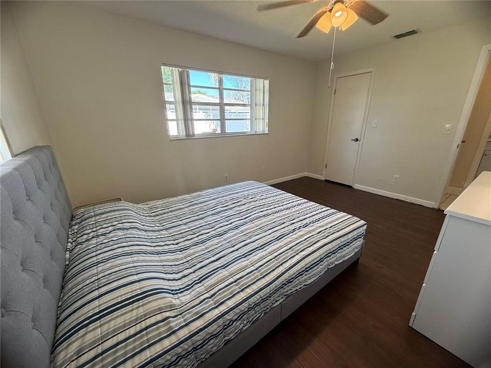 For Sale: $349,900 (3 beds, 2 baths, 1615 Square Feet)