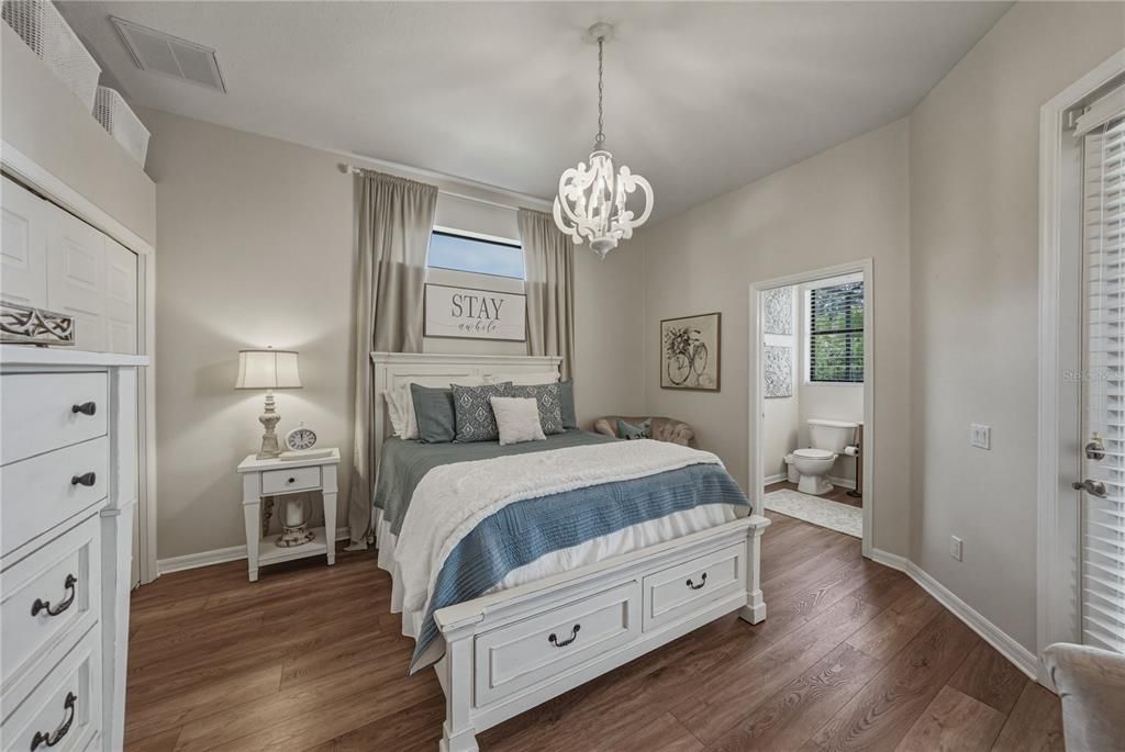 Active With Contract: $700,000 (3 beds, 3 baths, 2471 Square Feet)