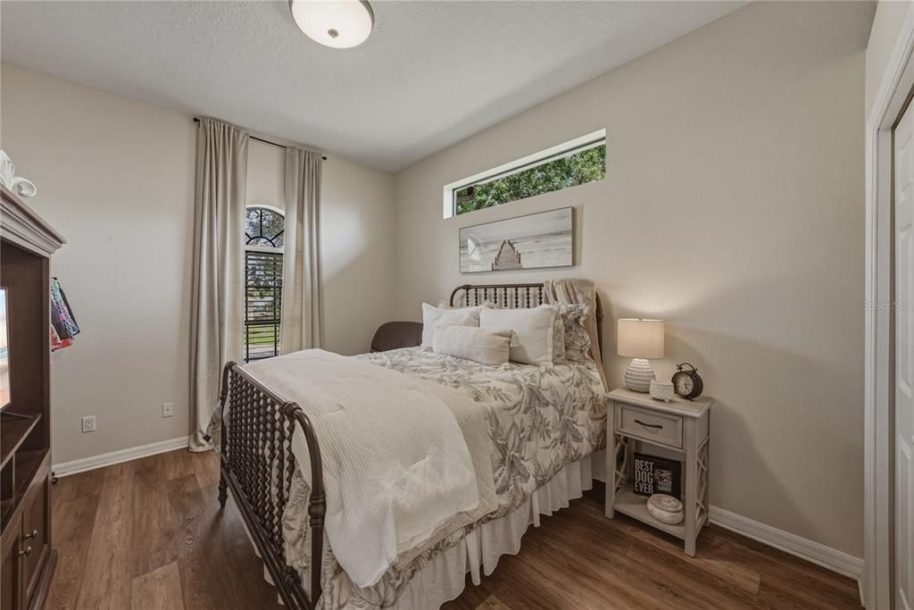 Active With Contract: $700,000 (3 beds, 3 baths, 2471 Square Feet)