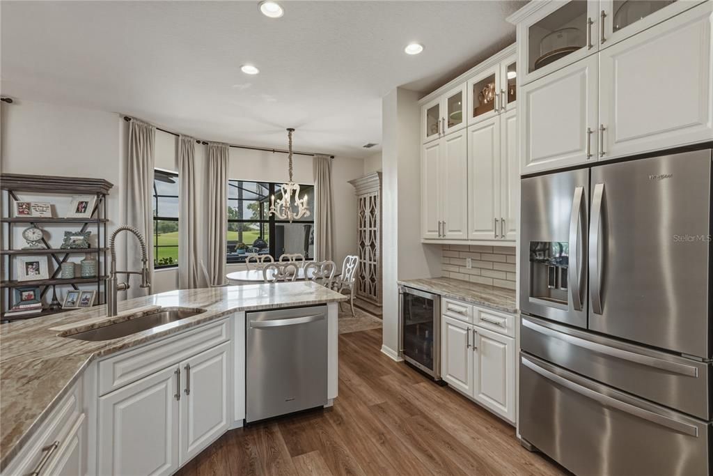 Active With Contract: $700,000 (3 beds, 3 baths, 2471 Square Feet)