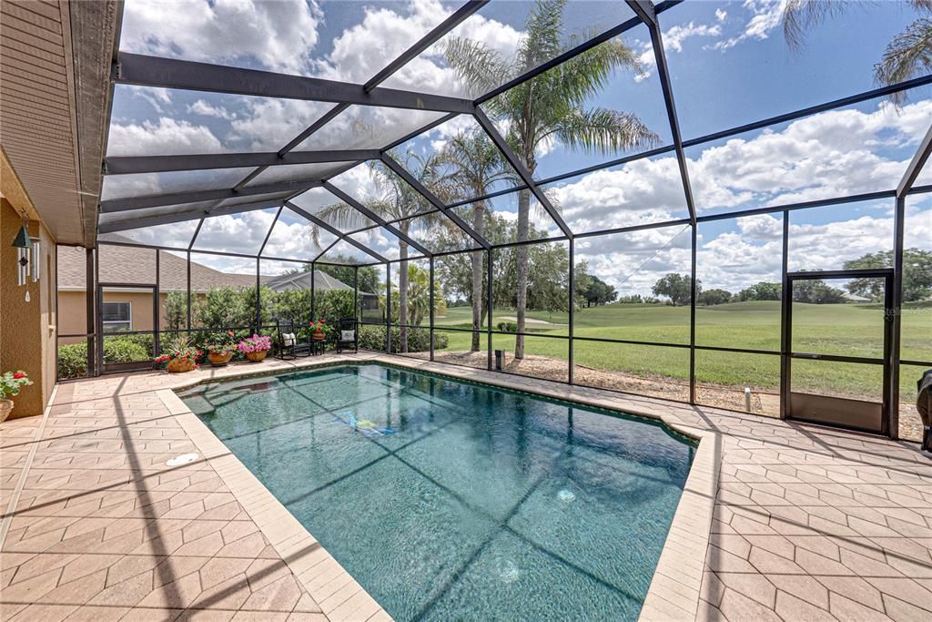 Active With Contract: $700,000 (3 beds, 3 baths, 2471 Square Feet)