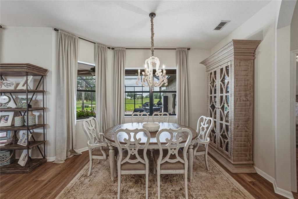 Active With Contract: $700,000 (3 beds, 3 baths, 2471 Square Feet)