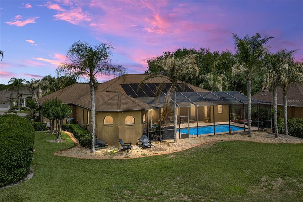 Active With Contract: $700,000 (3 beds, 3 baths, 2471 Square Feet)