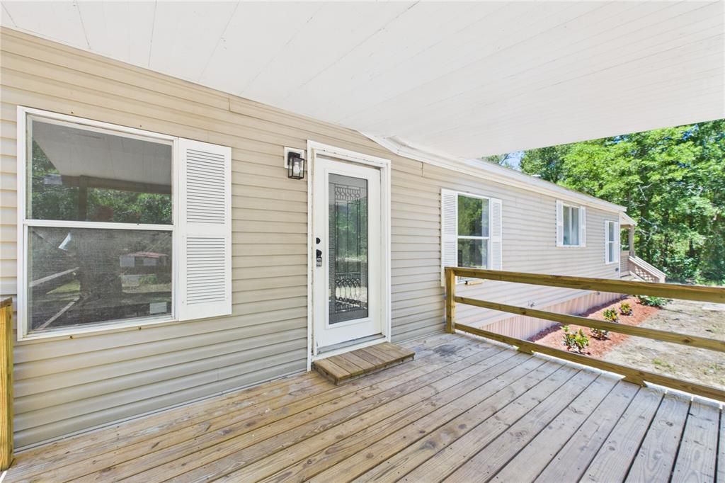 For Sale: $274,900 (3 beds, 2 baths, 2052 Square Feet)