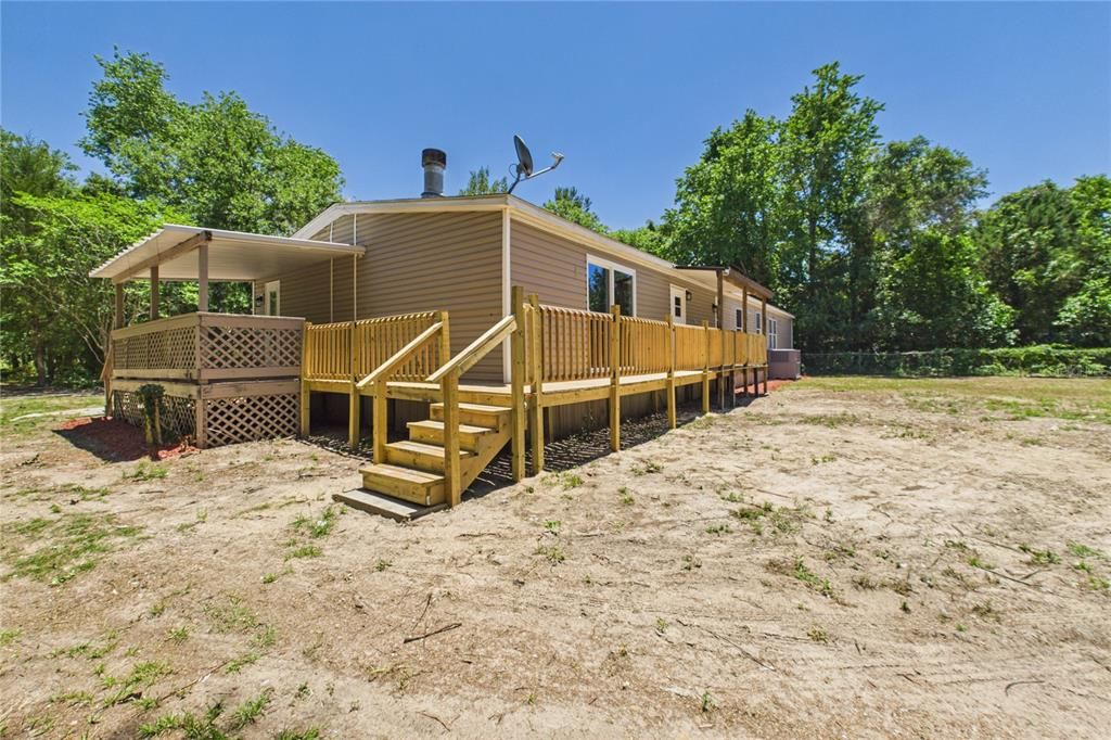 For Sale: $274,900 (3 beds, 2 baths, 2052 Square Feet)
