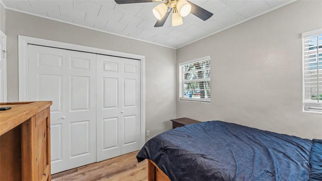 For Sale: $299,900 (4 beds, 2 baths, 1860 Square Feet)