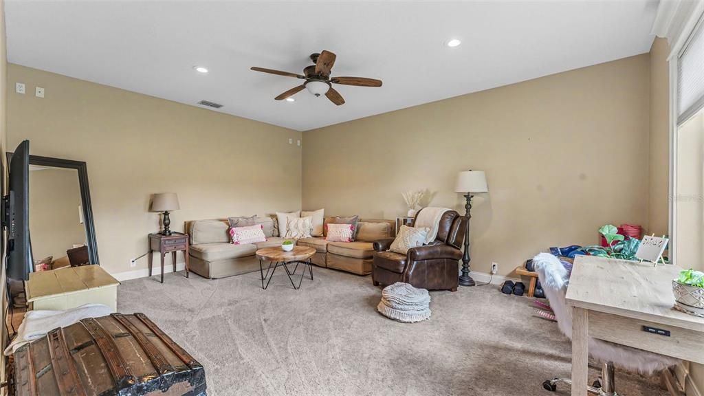For Sale: $865,000 (3 beds, 3 baths, 3451 Square Feet)