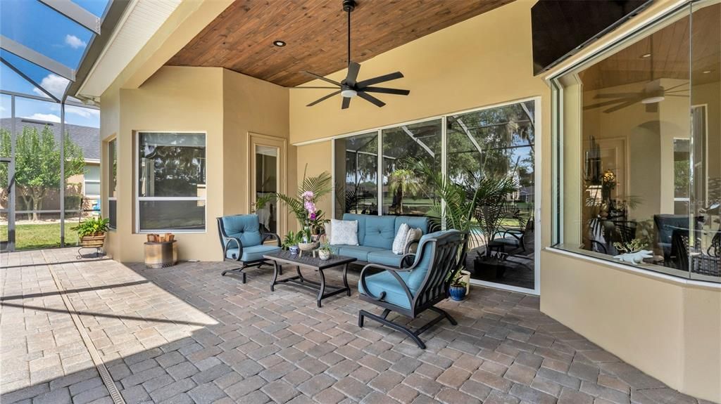 For Sale: $865,000 (3 beds, 3 baths, 3451 Square Feet)
