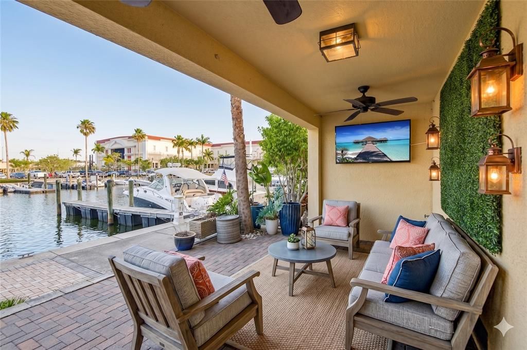 En Venta: $749,000 (3 camas, 2 baños, 1920 Pies cuadrados)