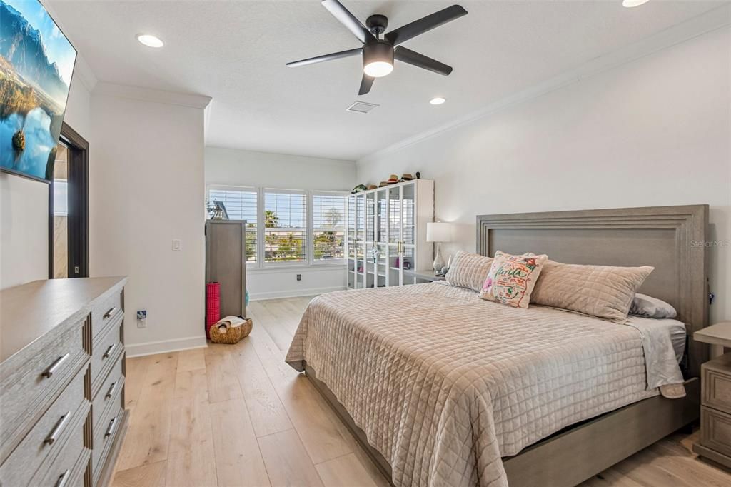 En Venta: $749,000 (3 camas, 2 baños, 1920 Pies cuadrados)
