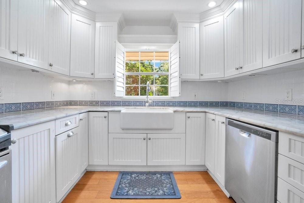 Activo con contrato: $925,000 (4 camas, 2 baños, 2280 Pies cuadrados)