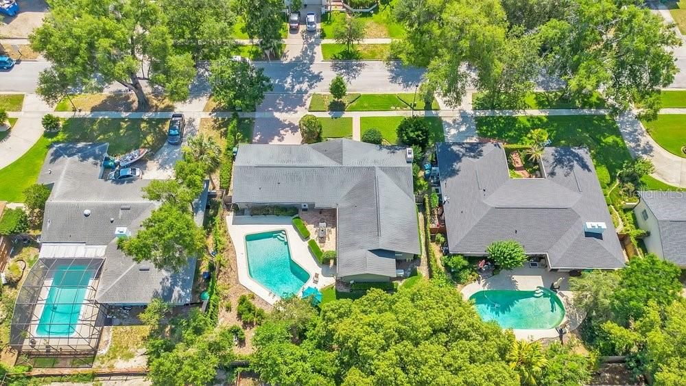 Activo con contrato: $925,000 (4 camas, 2 baños, 2280 Pies cuadrados)
