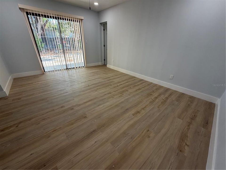 В аренду: $2,100 (3 спален, 1 ванн, 1400 Квадратных фут)