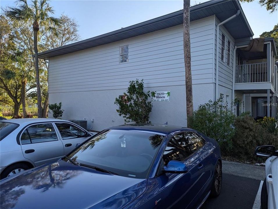 For Sale: $146,900 (2 beds, 2 baths, 930 Square Feet)