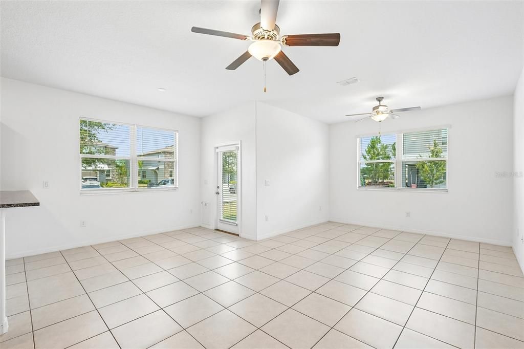 En Venta: $289,000 (3 camas, 2 baños, 1854 Pies cuadrados)