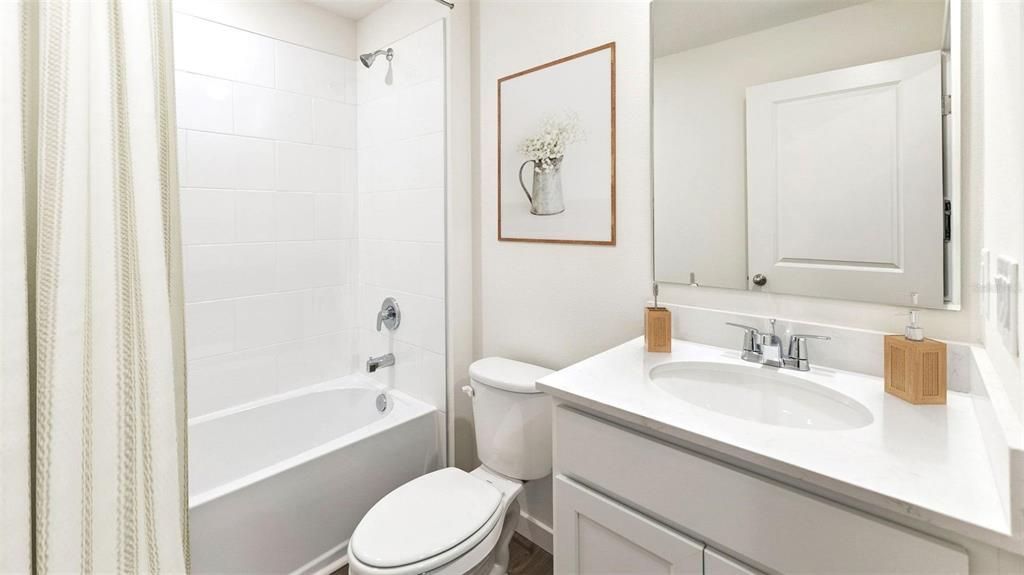 For Sale: $328,990 (3 beds, 2 baths, 1328 Square Feet)