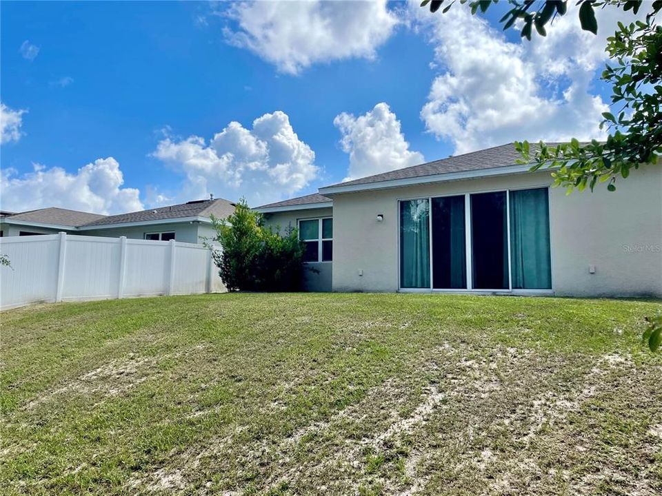 En Venta: $335,900 (3 camas, 2 baños, 1437 Pies cuadrados)